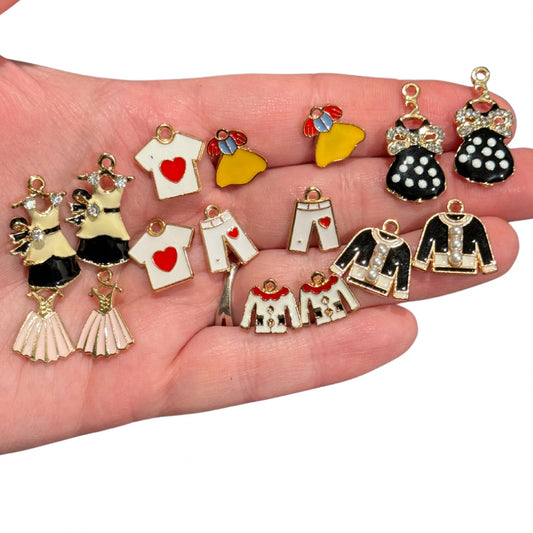 16pcs Fairytale Clothes Charms