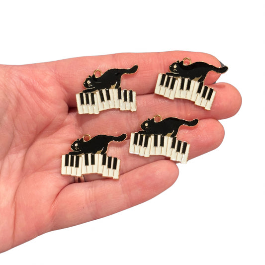 4pcs cat on piano keyboard charms