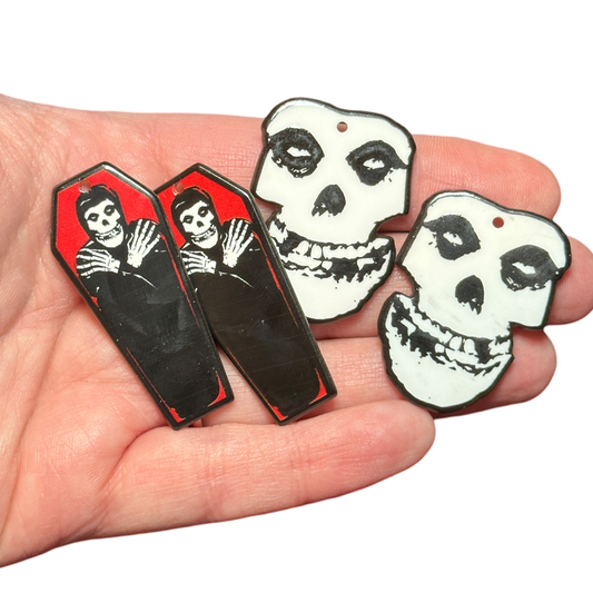 4pcs Coffin and Skull Charms