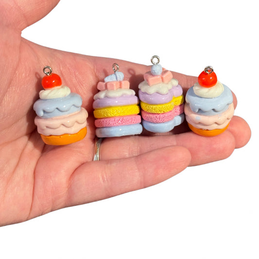 4pcs Stacked Cake cherry on top heart shape charms