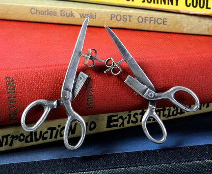 2pcs Scissor Earrings