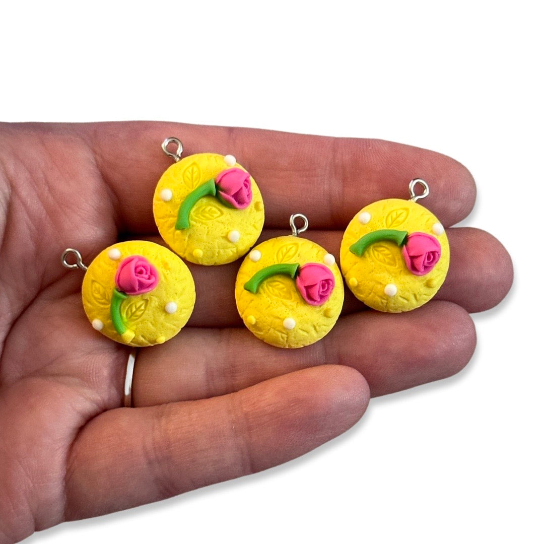 8pcs Pink Roses Yellow charms