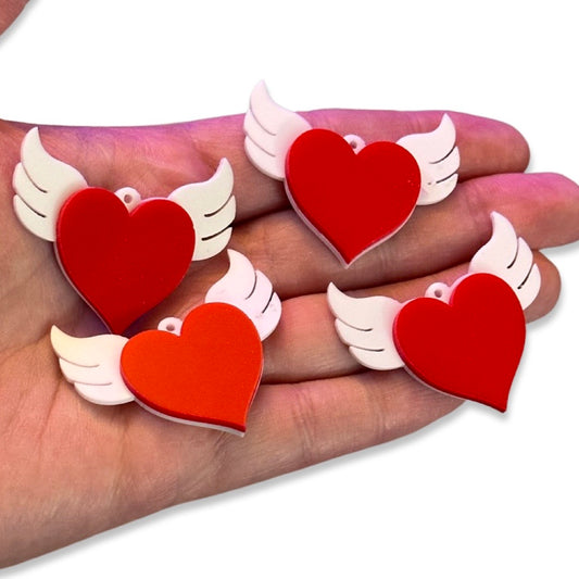 4pcs Heart with wings charms